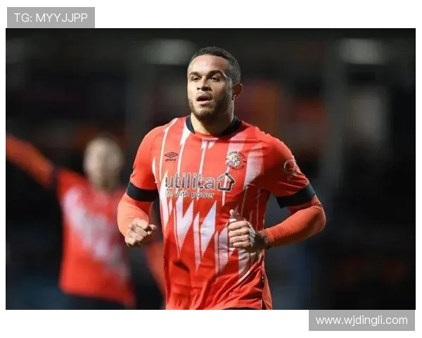 卢顿镇在英超赛季初期表现稳健,球队士气高涨迎接新挑战 卢顿镇在英超赛季初期表现稳健,球队士气高涨迎接新挑战