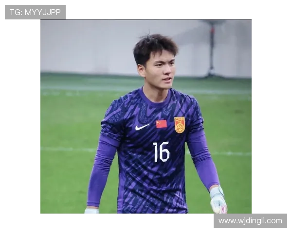 足球新星实力持续提升，近期表现稳健备受期待