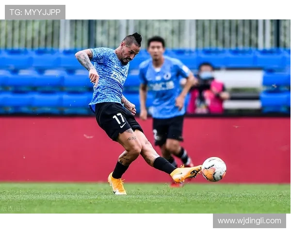 凯泽斯劳滕中路渗透表现稳健，进攻组织持续提升