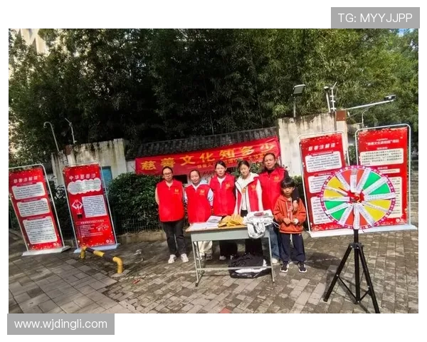 加维参与慈善活动展现社会责任感 加维参与慈善活动展现社会责任感