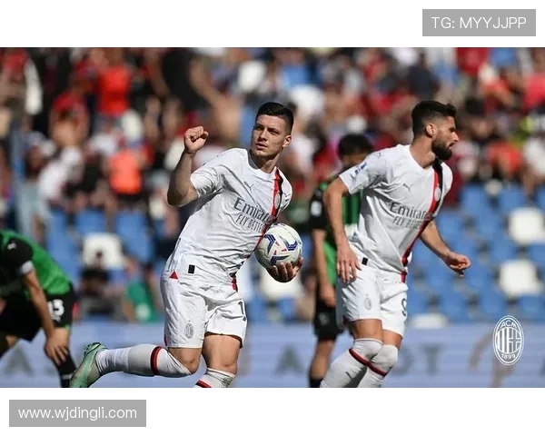 AC米兰重返争冠行列,上限能否突破仍待关键战检验 AC米兰重返争冠行列,上限能否突破仍待关键战检验