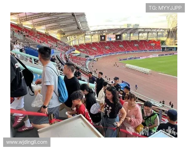 业余比赛中如何正确理解身体接触判罚的标准与尺度？